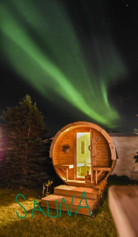 Tunfifill Guesthouse - Free Hot Tub And Sauna, Cozy And Quiet Hvammstangi Exterior foto