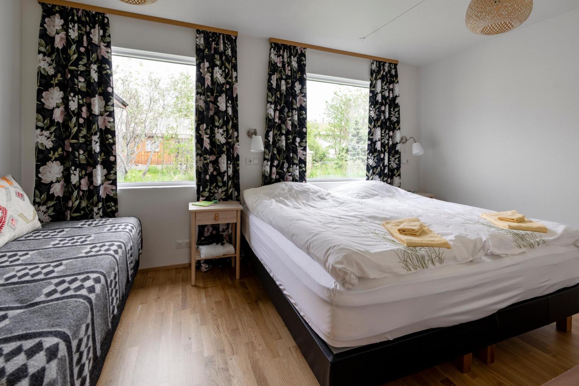 Tunfifill Guesthouse - Free Hot Tub And Sauna, Cozy And Quiet Hvammstangi Exterior foto